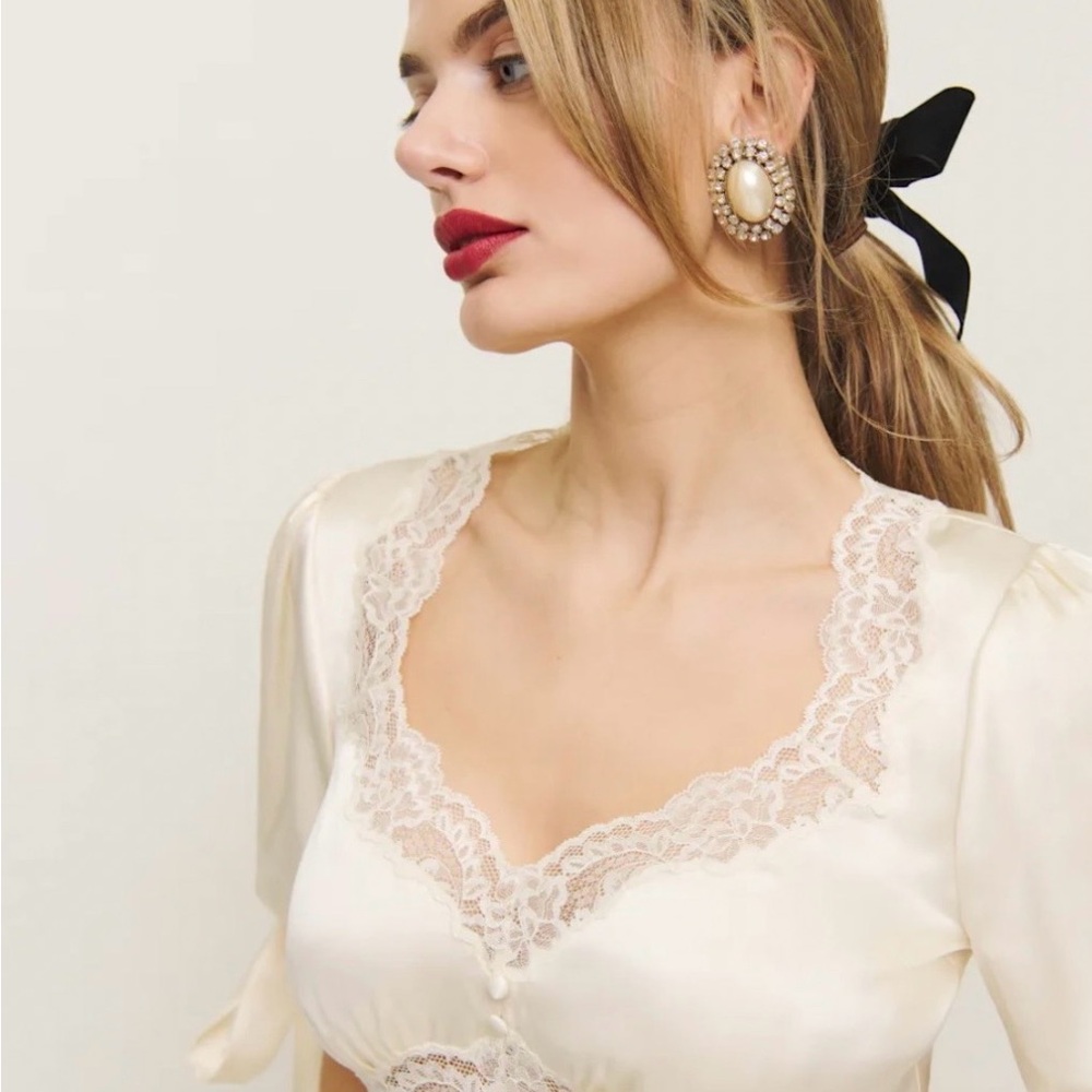 Dolly silk top